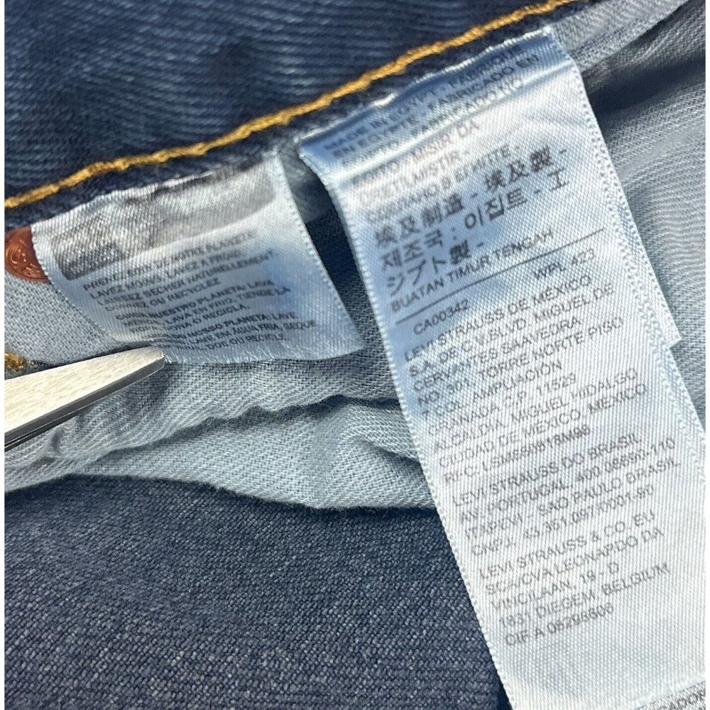 Levis 501 93 Mens 32x30 Straight Leg Dark Blue Jeans Button Fly Stretch Red Tab - Picture 7 of 11